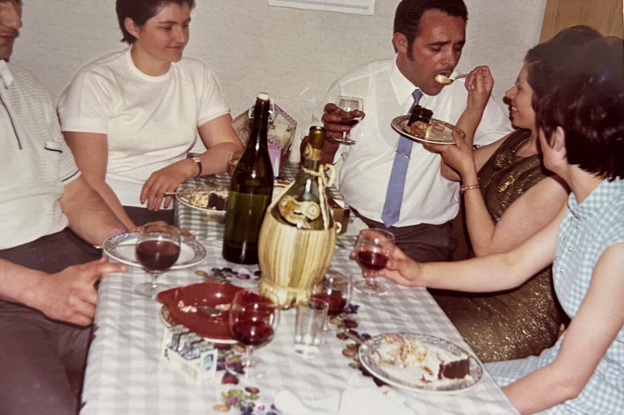 Comida con emigrantes